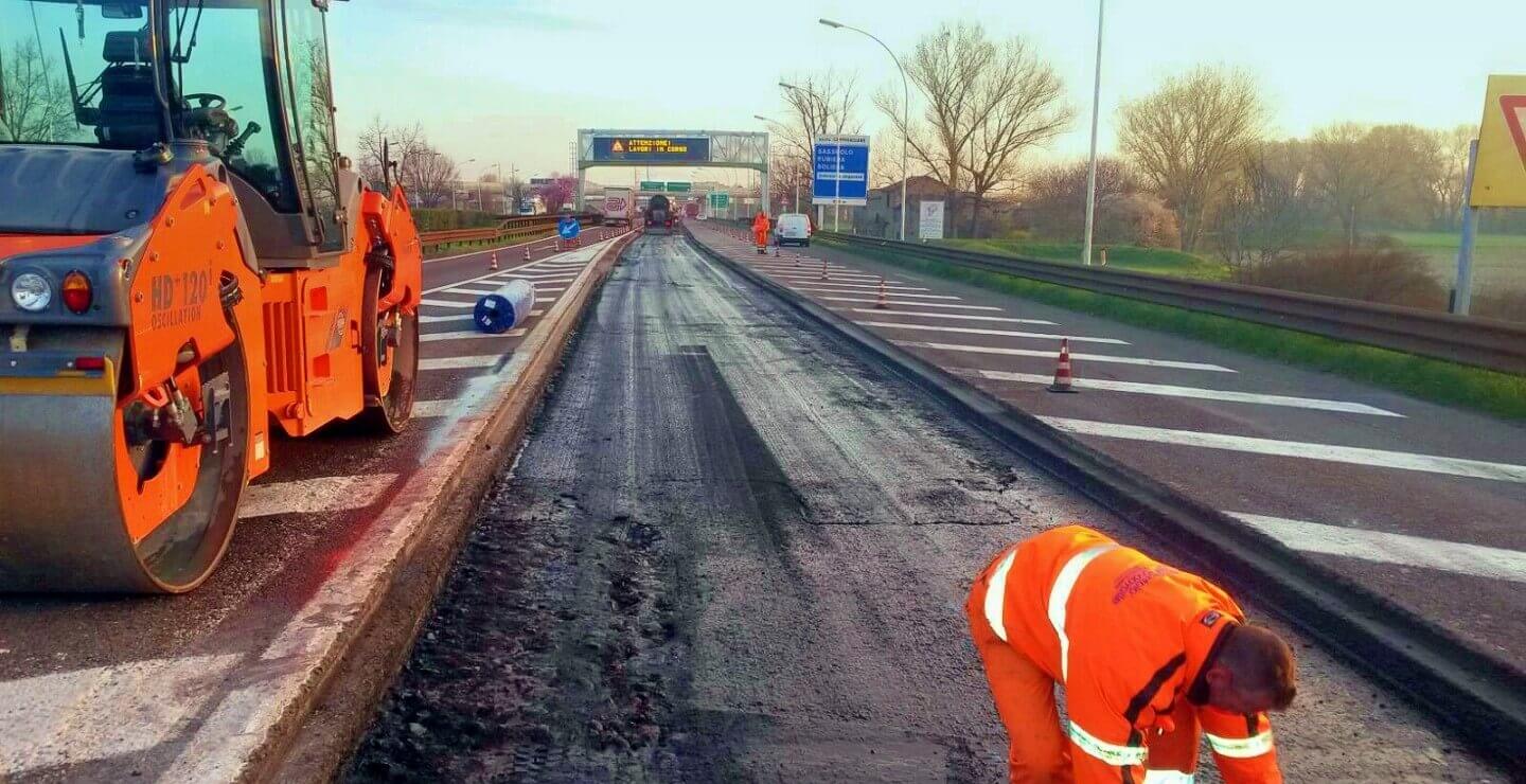 Manutenzione manto stradale A1 – A22