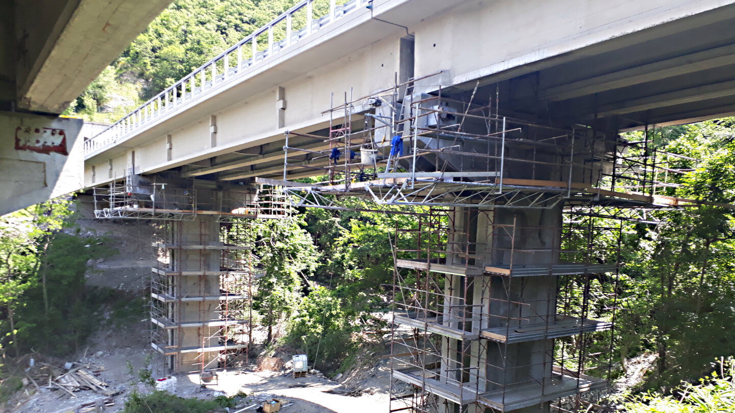 Adeguamento e rinforzo del viadotto Mostarolo