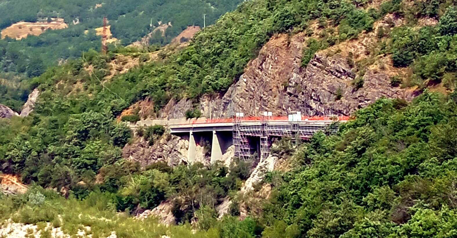 Semiviadotti Bobbio (PC) S.S.45 di Val Trebbia