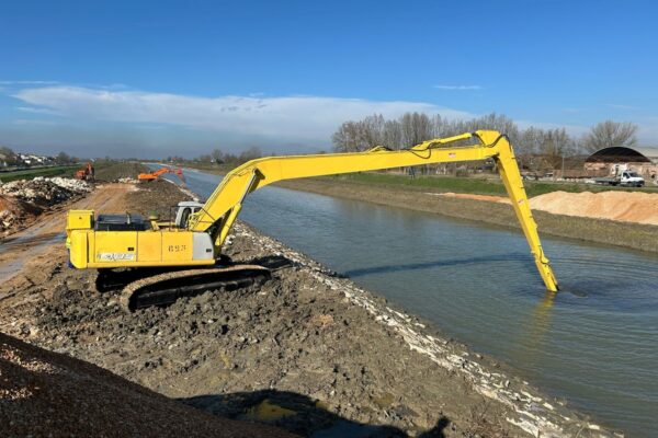 5da00fed-e1fc-49a2-a164-db3cd8917763